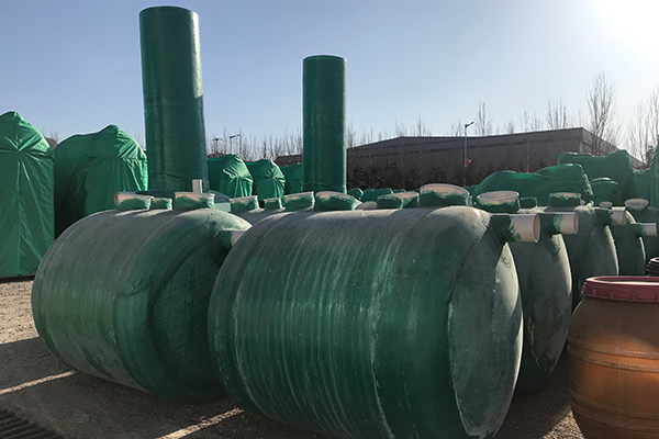 購(gòu)買(mǎi)玻璃鋼化糞池時(shí)要遵循哪些標(biāo)準(zhǔn) 購(gòu)買(mǎi)玻璃鋼化糞池時(shí)要遵循哪些標(biāo)準(zhǔn)